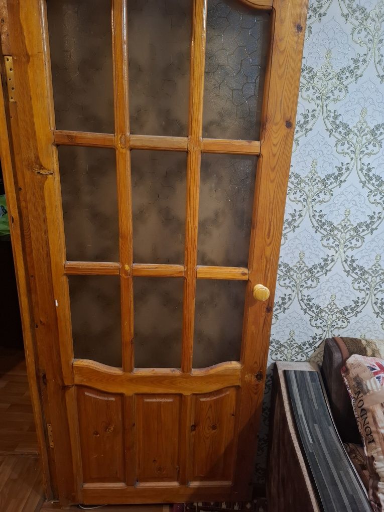 Срочно продам двери