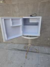 Frigider Minibar