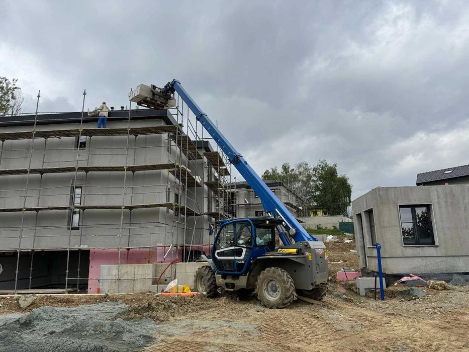 Услуга с телескопичен товарач