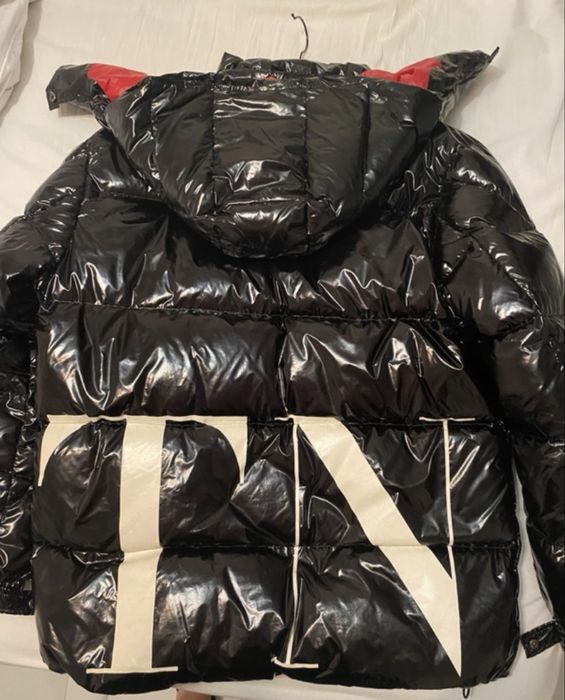 Geaca moncler x valentino