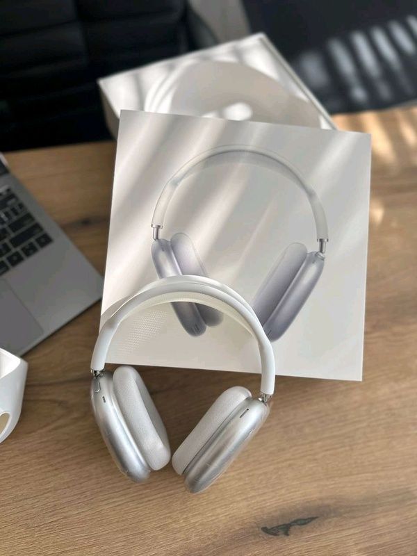 Airpods max premium