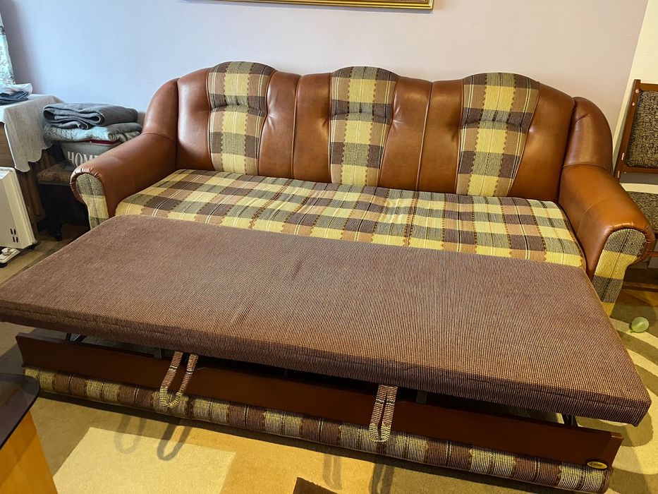 Set canapea si fotoliu extensibil - stare buna, confortabile