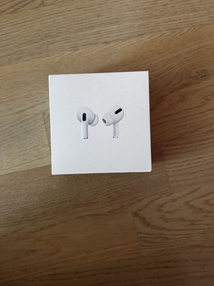 Apple Airpods Pro Gen 1 !КАТО НОВИ!