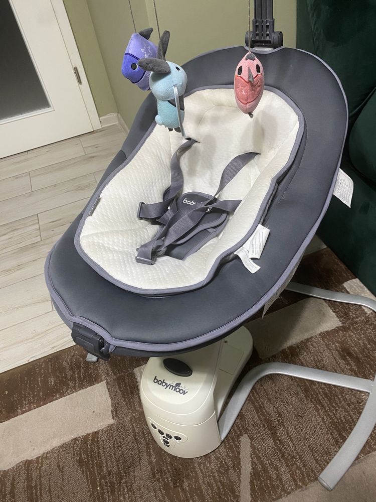 Leagan electric Babymoov + CADOU balansoar tip Baby Bjorn