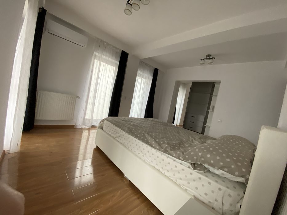 Chirie Vila de lux Cartier Ford