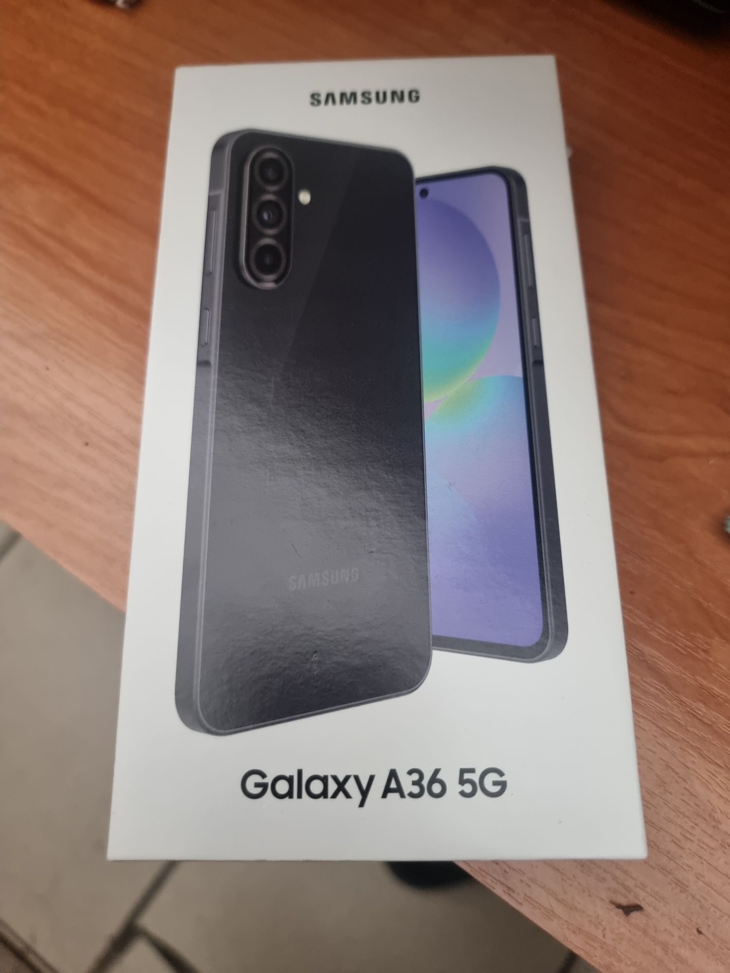 Samsung a365g продавам