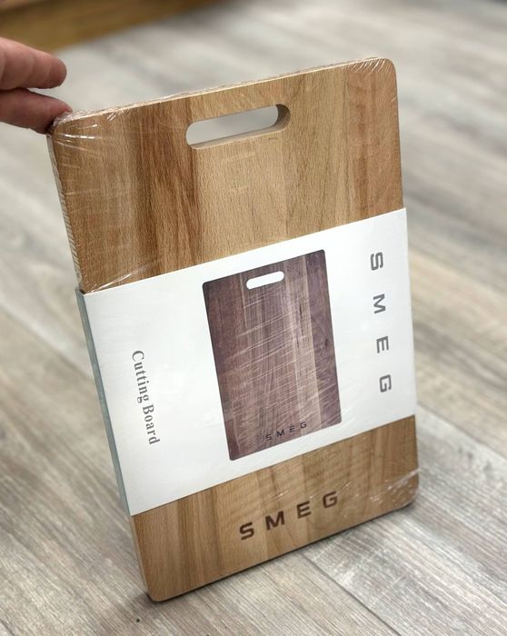 Доска разделочная из акации SMEG (42×28)