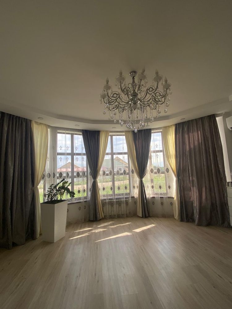 Продам дом. 240 кв.метров