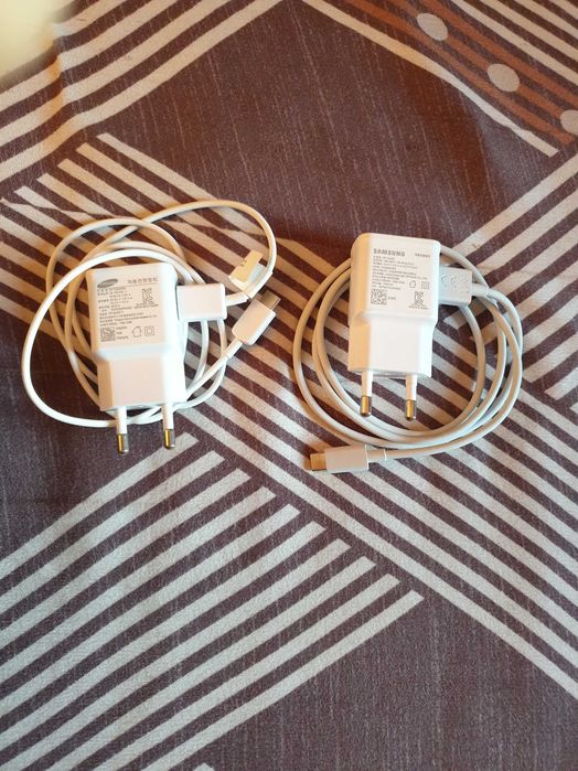 Продам новое оригинальное  зарядное устройство Samsung