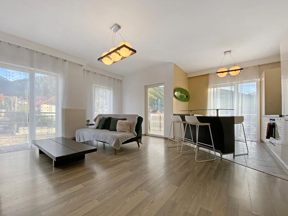 Privat inchiriez apartament 3 camere