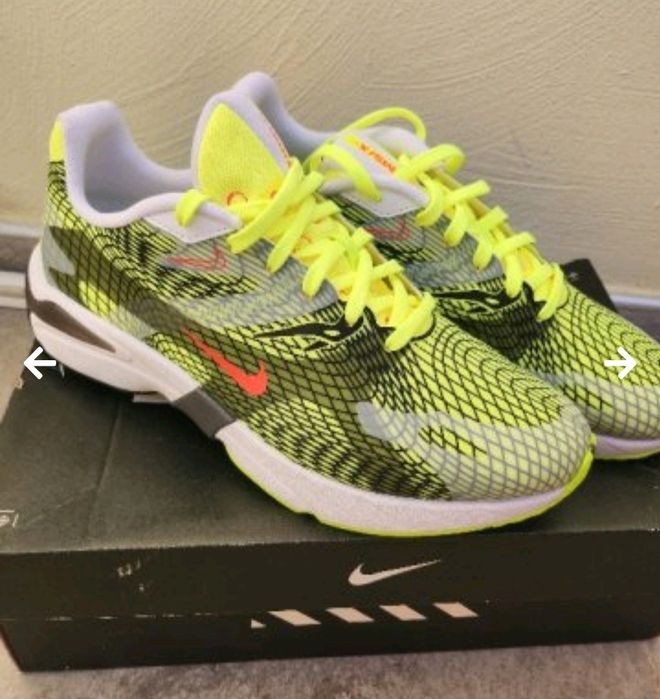 Маратонки "Nike"