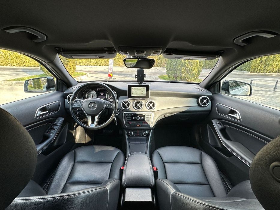 2015 Mercedes-Benz GLA 200 AMG Pachet Automatic