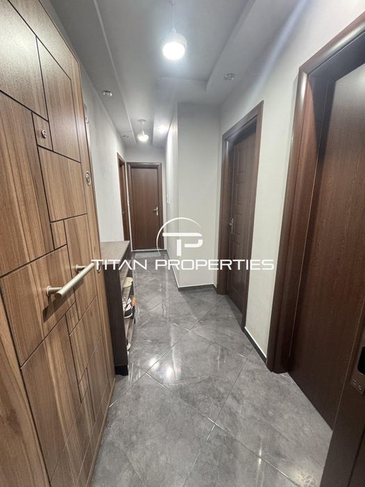 Продава се Тристаен апартамент в Пловдив, Христо Смирненски - 90 кв.м за 1945 €/кв.м - Снимка #11