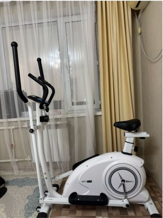 Эллиптический тренажёр "лыжи"