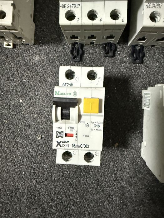 Sigurante trifazice 32a, 40a, 63a, moller, legrand, eaton, bticino