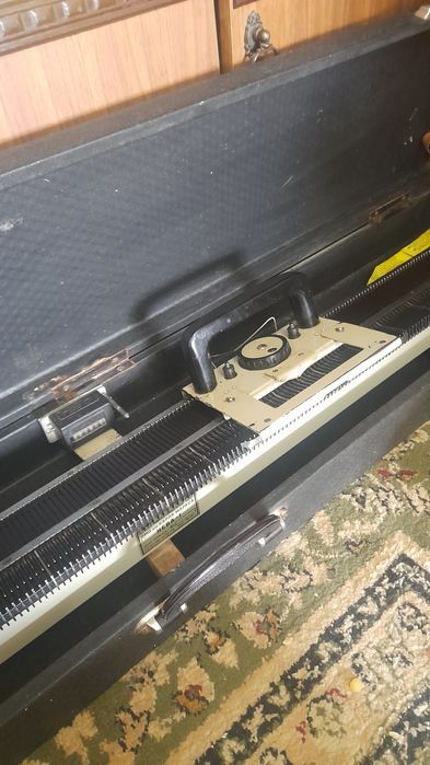 Вязальная машинка"Нива1"