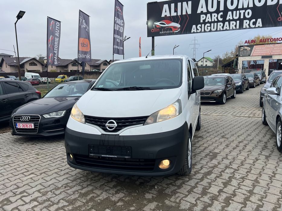 Nissan NV200