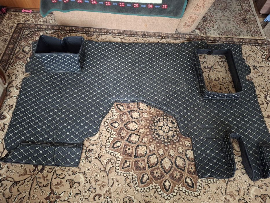 Продам 3д пол Мерседес АктросMP4