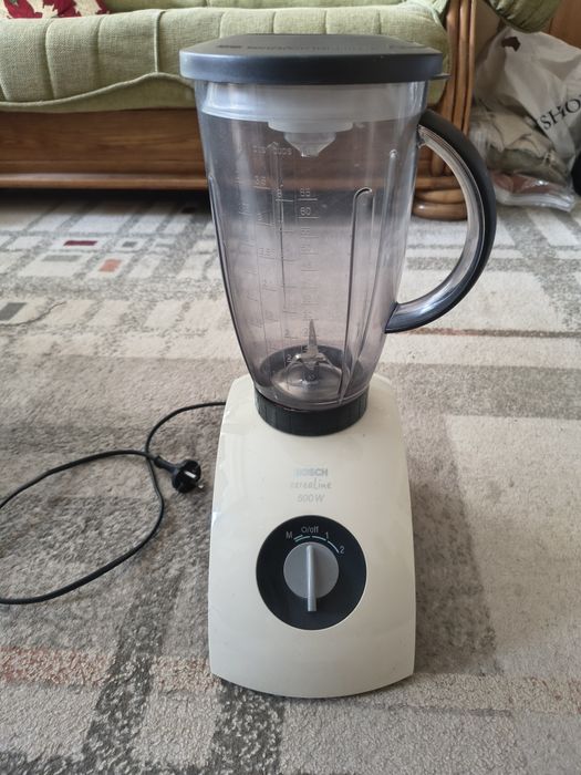 Блендер Bosch MMB 1007/03 
Контролна лампа
Безстепе