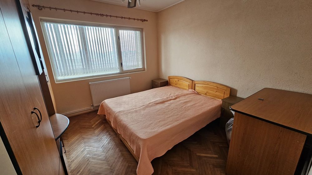 Inchirieriz apartament 2 camere zona centru