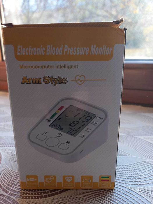 Электронный медицинский тонометр для измерения давления