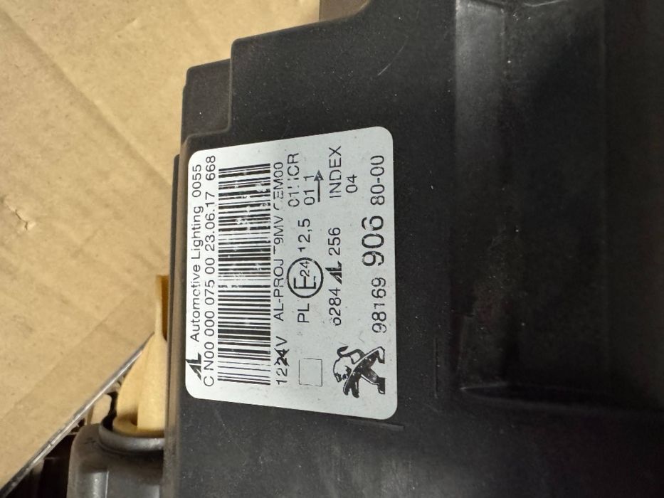 Far stanga Peugeot 308 FACELIFT 2017/2018/2019/2020/2021