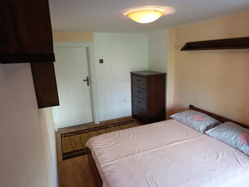 Дава се под наем Едностаен апартамент в София, Център - 30 кв.м за 400 € - Снимка #3