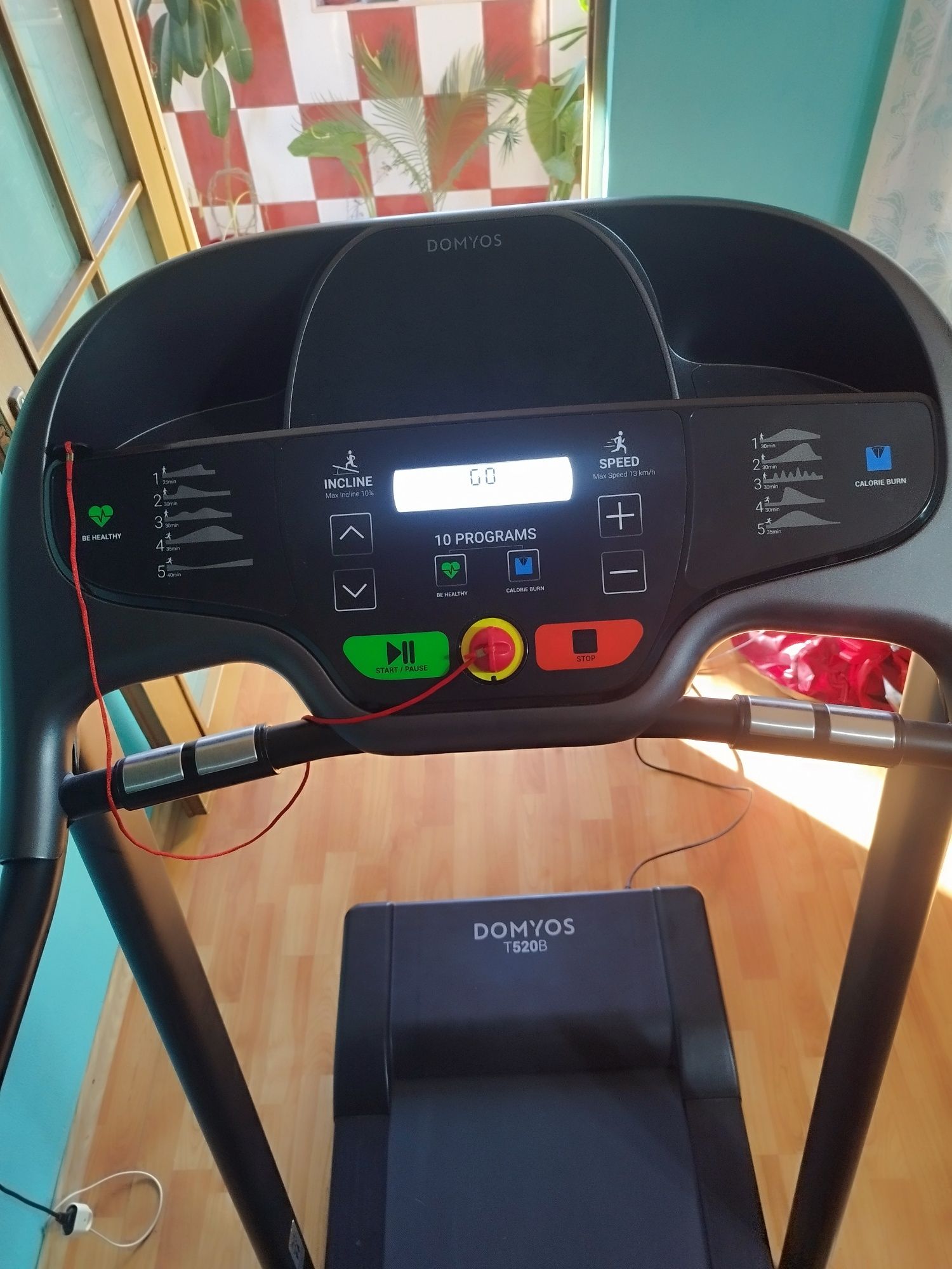 Vând bandă de alergat Domyos T520 – Stare excelentă!