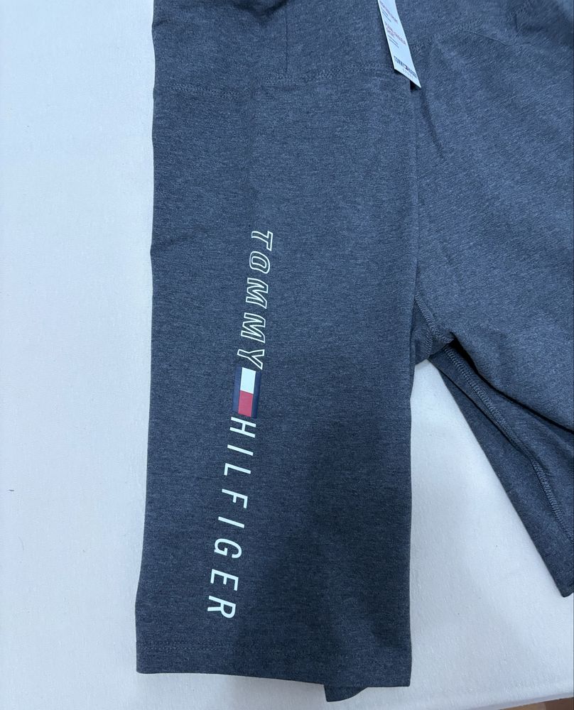 Vand pantaloni Tommy Hilfiger NOU