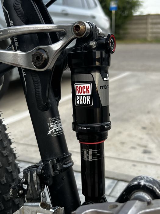 Bicicleta Steavens full suspension