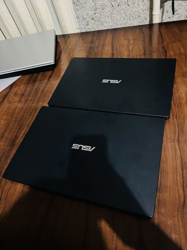 Asus Yangi ikkita noutbook student va ofis ishlari uchun arzon noutbok