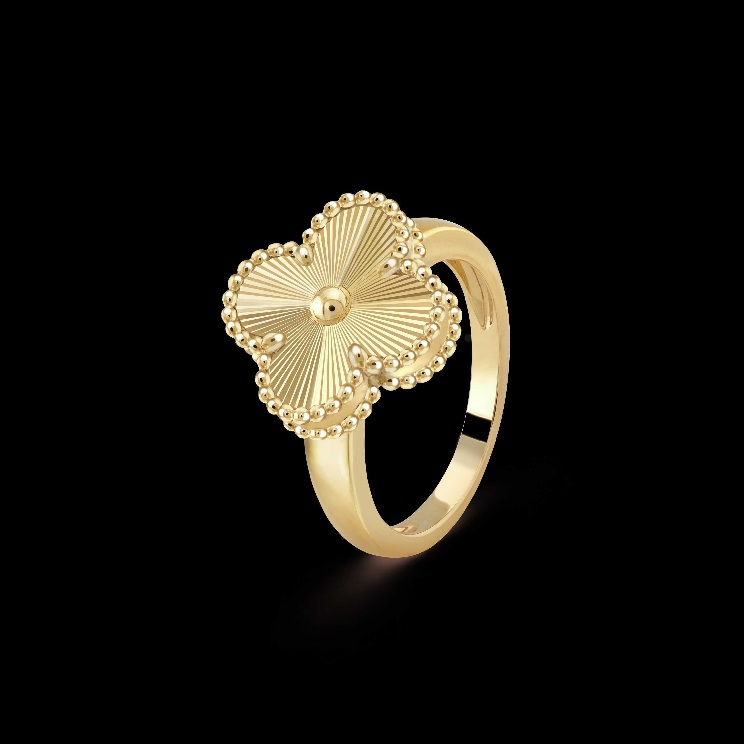 Van Cleef & Arpels VCA Gold Vintage Alhambra Clover Дамски Пръстен