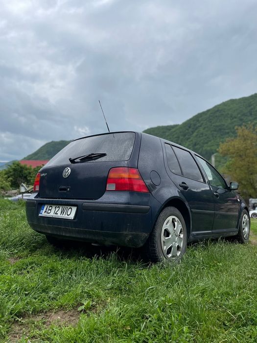 Vand golf 4 1.4 benzina acte in regula