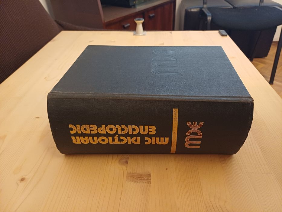 Mic dictionar enciclopedic 1978,  1851 pagini, perioada comunista,