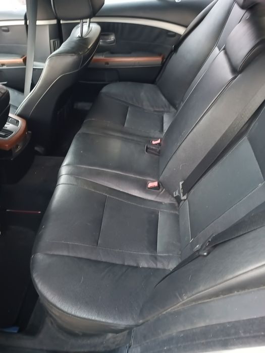 BMW.   e65  740i