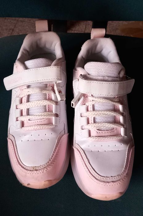 Маратонки с колелца