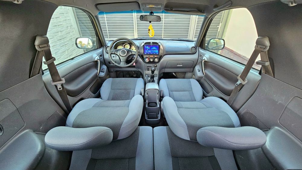 Toyota Rav 4 2.0 D 116 Cp Euro 4  [Xenon , Navigatie]