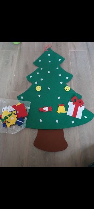 Vând brăduț din fetru