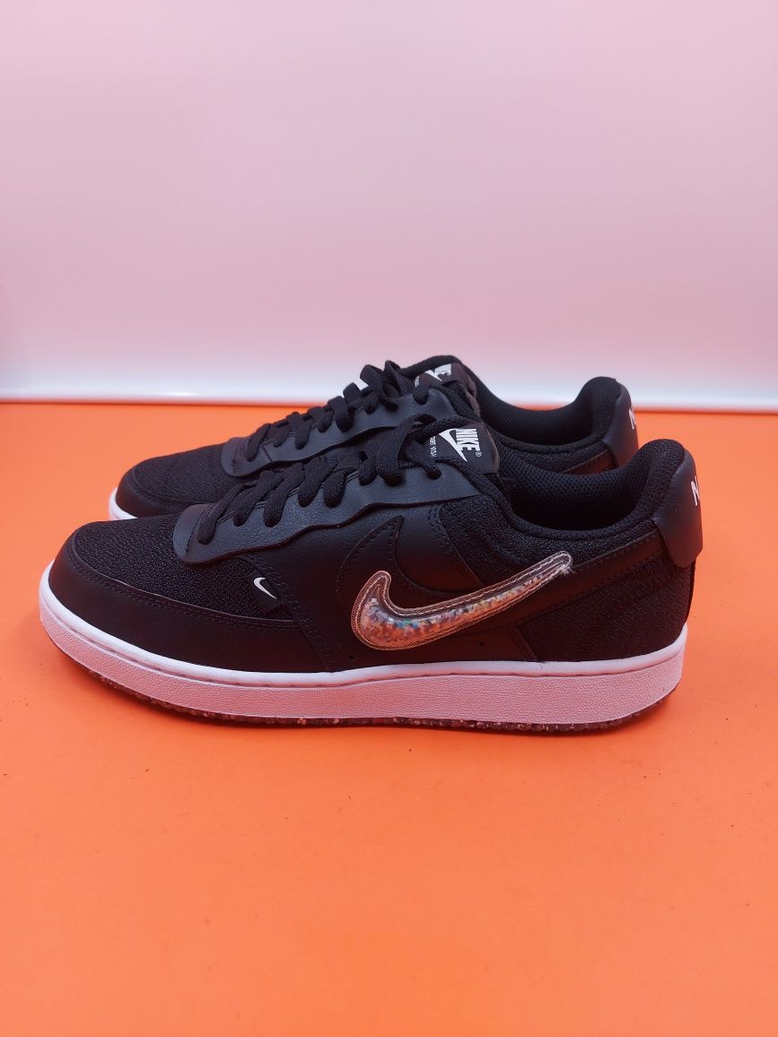 Nike Court Vision номер 42 Оригинални маратонки