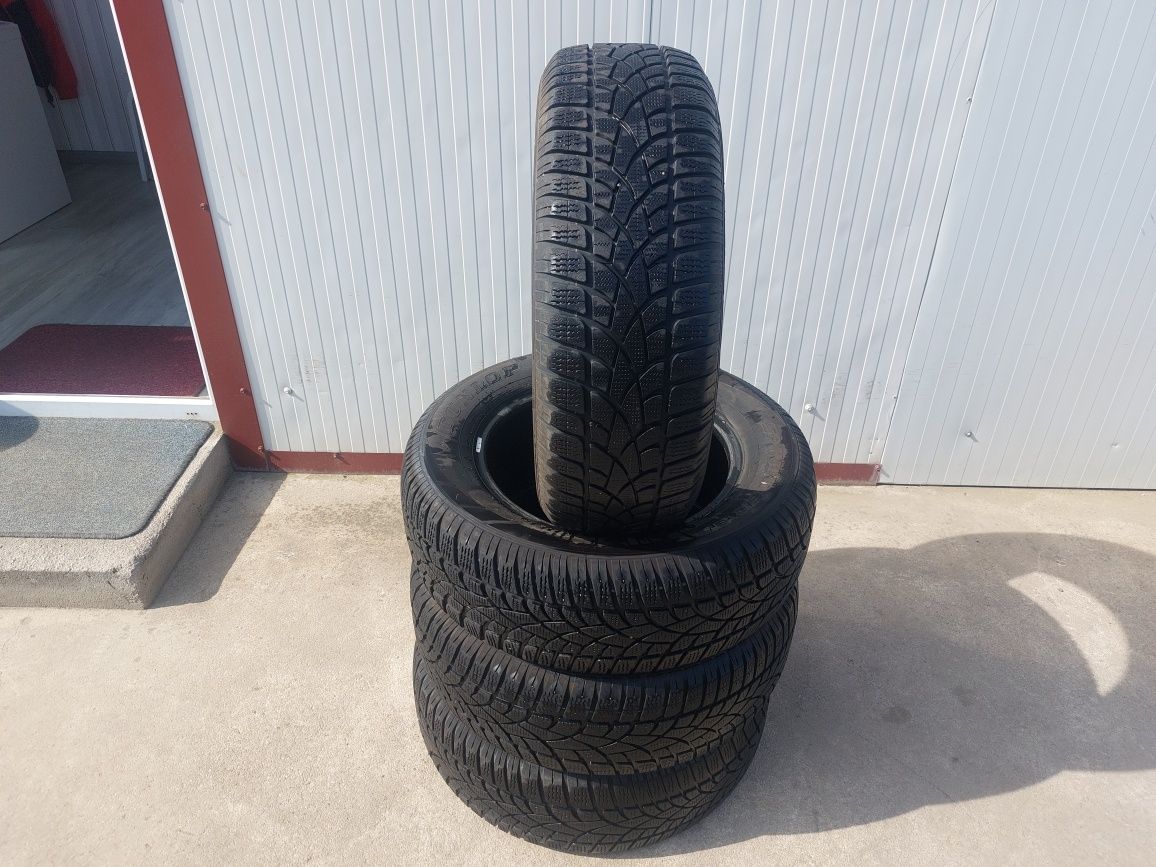 125 lei bucata! Set anvelope M+S 215 65 16 Dunlop