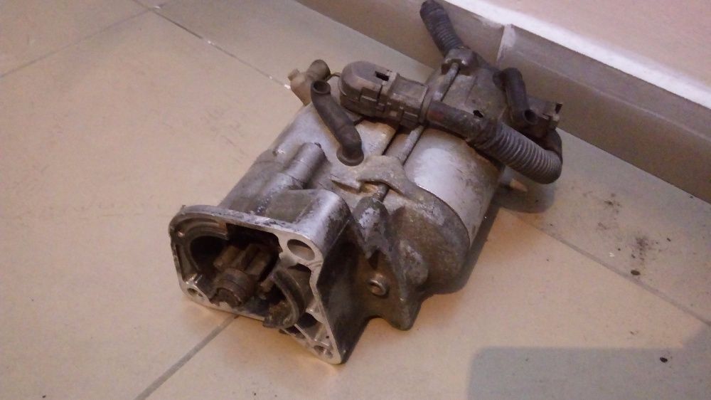 Продам Стартер Toyota Previa (Estima)