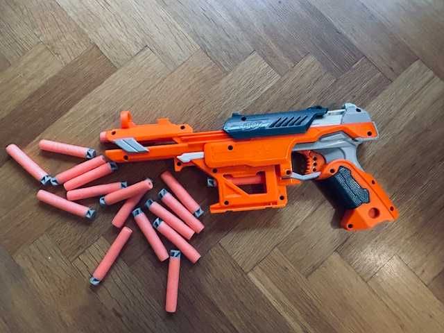 NERF Ultra One бластер и подобни, с патрони