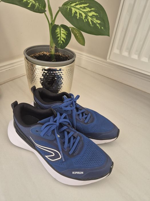 Adidasi baieti Kipsrun marime 40