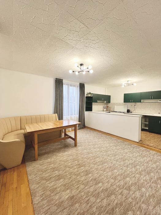 Casă individuală de închiriat – 150 mp + 700 mp teren – Colonia Sopor