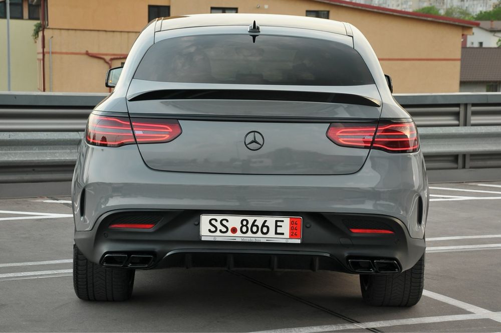 Mercedes~Benz GLE Coupe 400 AMG//Variante +|-