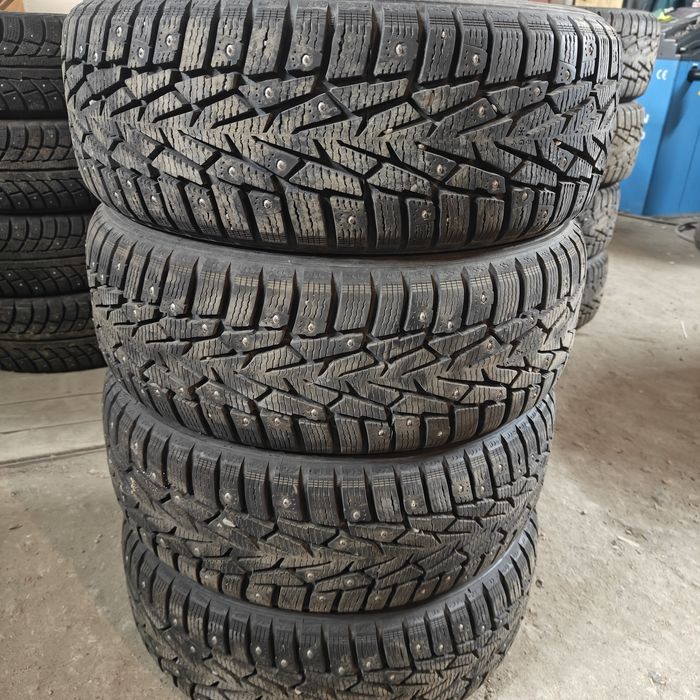 R15 195/55 Комплект зимней шипованной резины