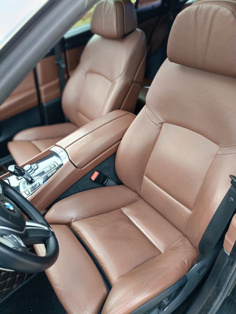 BMW 530d GT 2012 F07