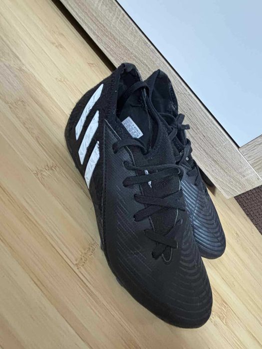 Футболни Бутонки Adidas Predator Edge 4.