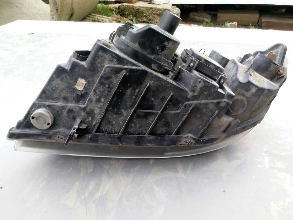 Фар за БМВ първа серия