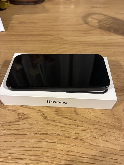 iPhone 15 128GB, перфектно състояние